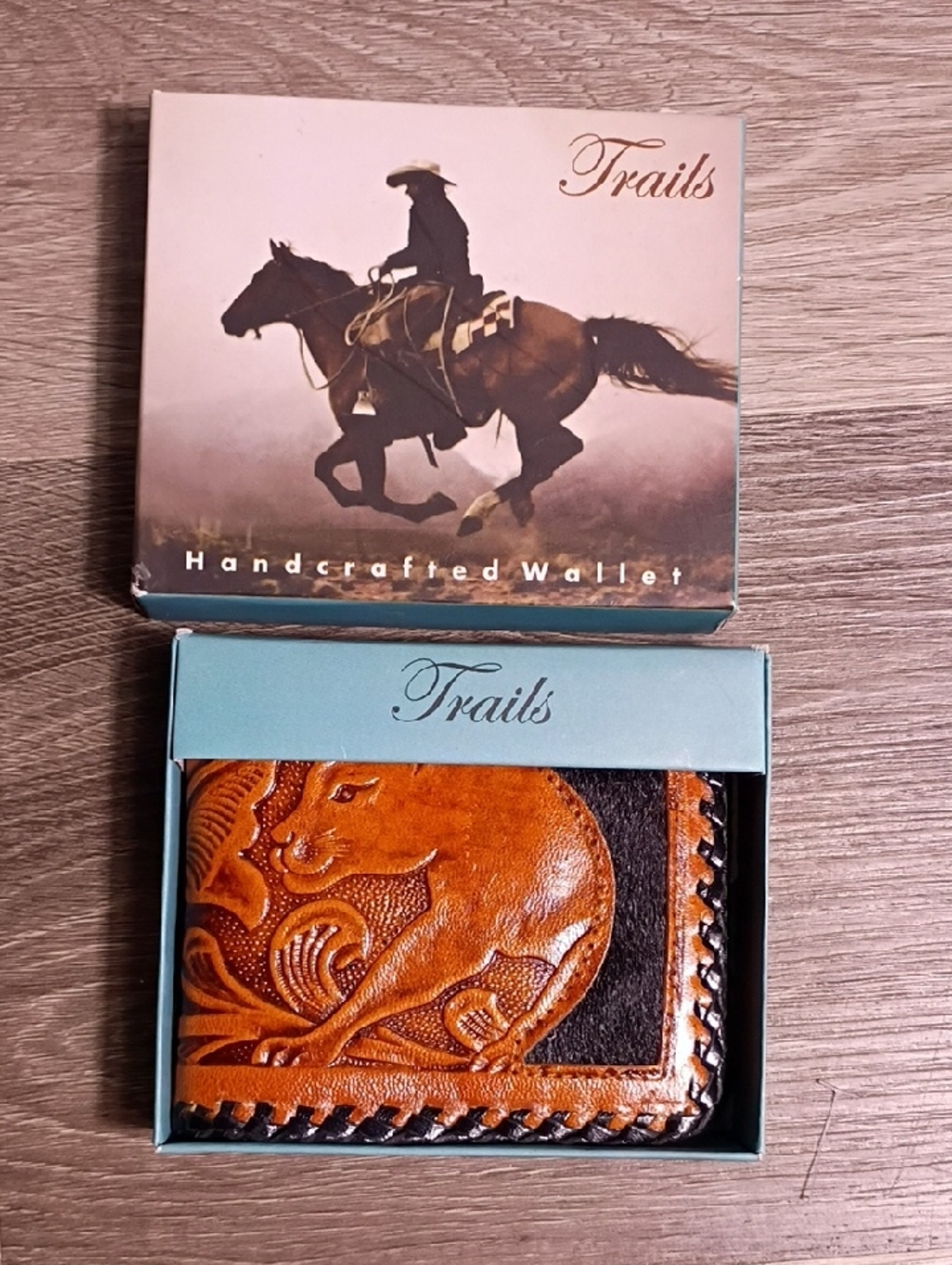 Trails Handcrafted Brown Tooled Leather Money‎ Clip